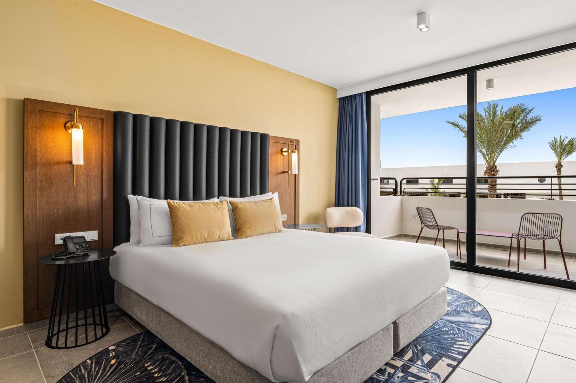 The Rif At Mangrove Beach Corendon Curacao All-Inclusive, Curio By Hilton ウィレムスタッド エクステリア 写真